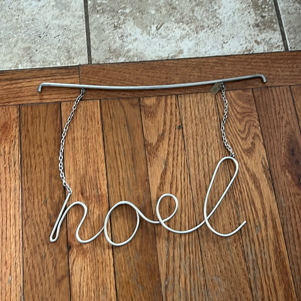 Noel sign